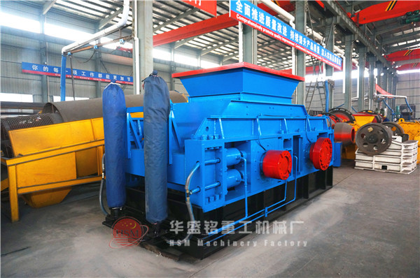 對輥破(po)碎(sui)機(ji)圖(tu)片(pian)