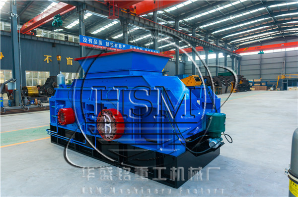 對(dui)輥(gun)破(po)碎機