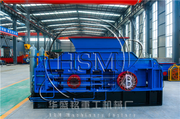 雙齒(chi)輥破(po)碎機(ji)圖片(pian)